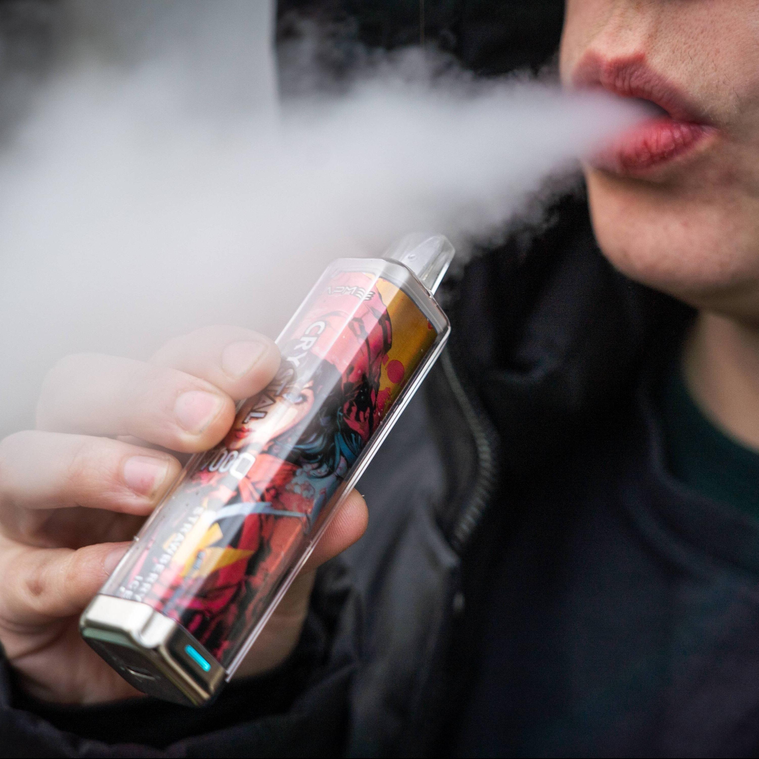 Strawberry ist das neue Nikotin: Mit Vapes auf Teenagerfang